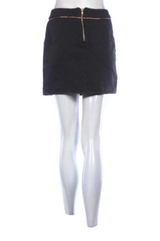 Пола ONLY, Размер M, Цвят Черен, Цена 2,04 €