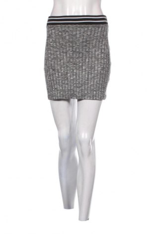 Пола Ole By Koton, Размер M, Цвят Сив, Цена 2,04 €