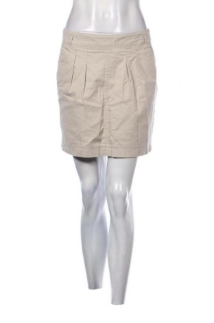 Пола Reserved, Размер S, Цвят Бежов, Цена 2,04 €