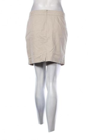 Пола Reserved, Размер S, Цвят Бежов, Цена 2,04 €