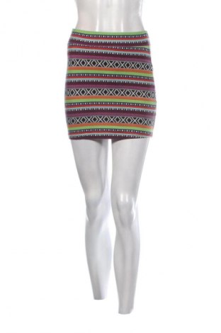 Пола Review, Размер S, Цвят Многоцветен, Цена 2,04 €