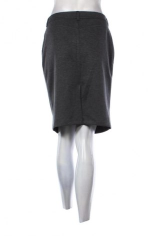 Пола Rosita, Размер M, Цвят Сив, Цена 2,04 €