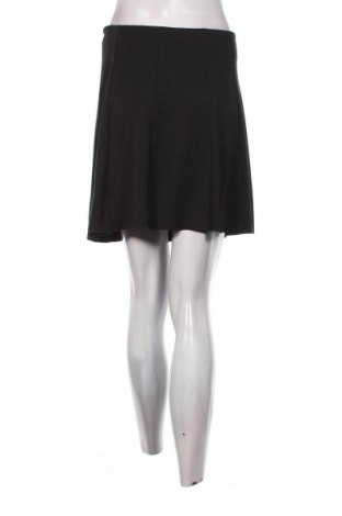 Пола S.Oliver, Размер M, Цвят Черен, Цена 2,04 €