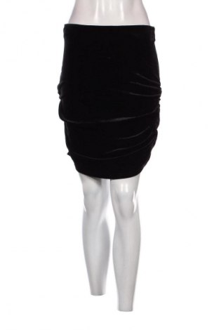 Пола SHEIN, Размер M, Цвят Черен, Цена 2,04 €