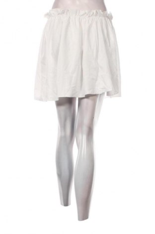 Пола SHEIN, Размер M, Цвят Бял, Цена 2,04 €