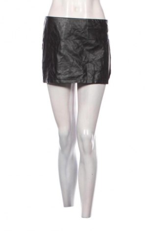 Пола SHEIN, Размер M, Цвят Черен, Цена 2,04 €