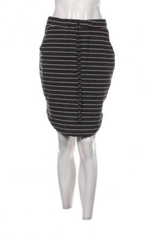 Пола SHEIN, Размер XL, Цвят Многоцветен, Цена 2,04 €