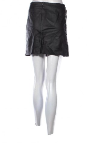 Пола Sinsay, Размер S, Цвят Черен, Цена 2,04 €