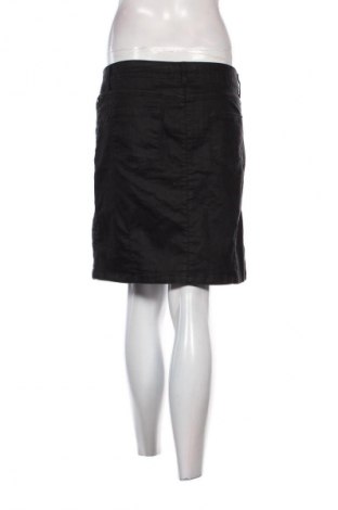 Пола Soya Concept, Размер M, Цвят Черен, Цена 2,04 €