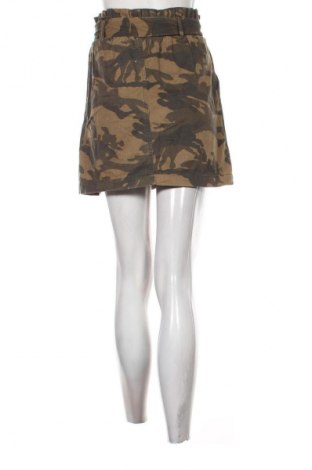 Пола Stradivarius, Размер S, Цвят Многоцветен, Цена 2,04 €