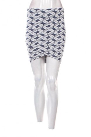 Пола Stradivarius, Размер S, Цвят Многоцветен, Цена 2,04 €