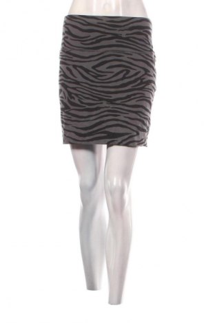 Пола Sws, Размер M, Цвят Многоцветен, Цена 2,04 €