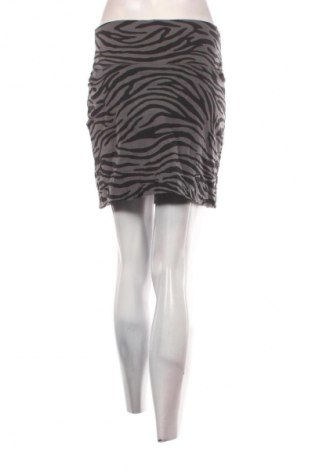 Пола Sws, Размер M, Цвят Многоцветен, Цена 2,04 €