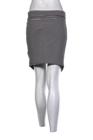 Пола Tally Weijl, Размер M, Цвят Многоцветен, Цена 3,57 €