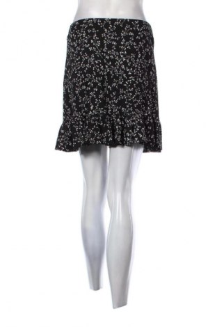 Пола Trendyol, Размер S, Цвят Многоцветен, Цена 3,57 €