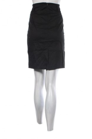 Пола Unbranded, Размер XL, Цвят Черен, Цена 2,04 €