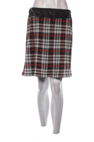 Пола Unbranded, Размер M, Цвят Многоцветен, Цена 2,04 €