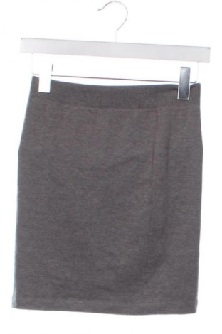 Пола Unbranded, Размер XS, Цвят Сив, Цена 2,04 €