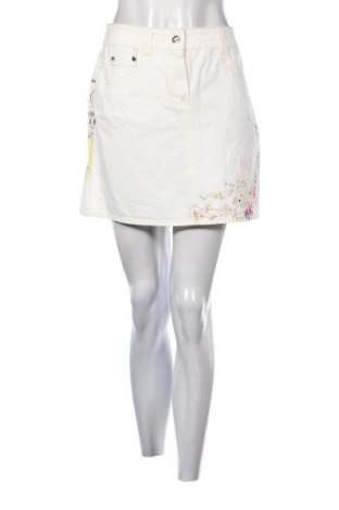 Пола Unbranded, Размер M, Цвят Многоцветен, Цена 2,04 €