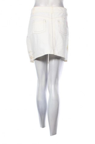 Пола Unbranded, Размер M, Цвят Многоцветен, Цена 2,04 €