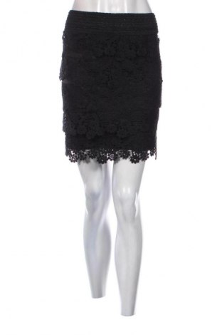 Пола Unbranded, Размер S, Цвят Черен, Цена 2,55 €