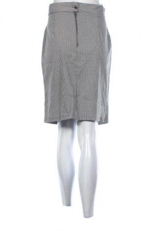 Пола Unbranded, Размер XL, Цвят Многоцветен, Цена 2,55 €