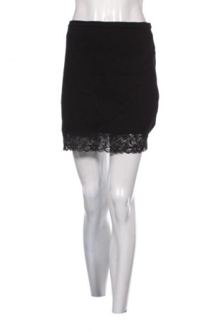 Пола Unbranded, Размер L, Цвят Черен, Цена 2,55 €