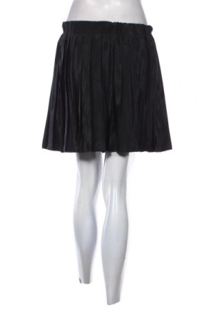 Пола Unbranded, Размер S, Цвят Черен, Цена 4,60 €