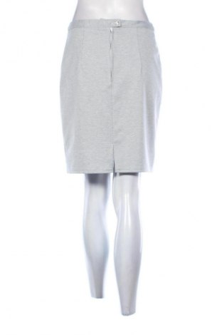 Пола Unbranded, Размер M, Цвят Сив, Цена 2,04 €