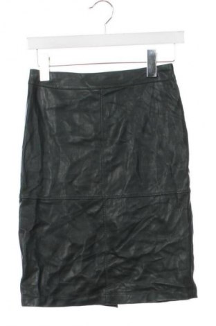 Пола VILA, Размер XS, Цвят Зелен, Цена 2,04 €