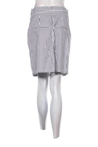 Пола Vero Moda, Размер M, Цвят Многоцветен, Цена 2,04 €