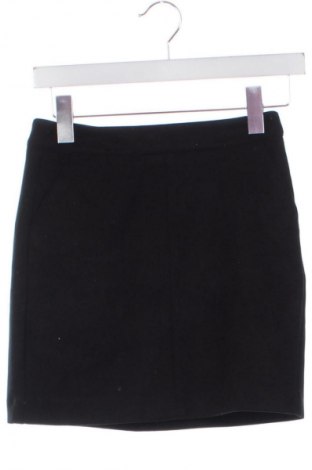 Пола Vero Moda, Размер XS, Цвят Черен, Цена 2,04 €