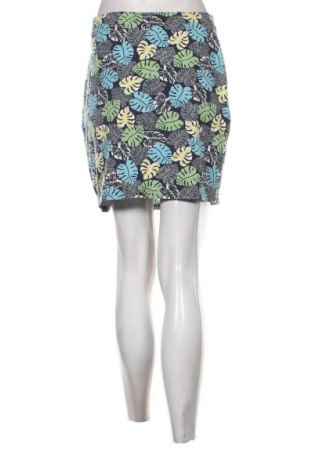 Пола Yessica, Размер M, Цвят Многоцветен, Цена 2,04 €