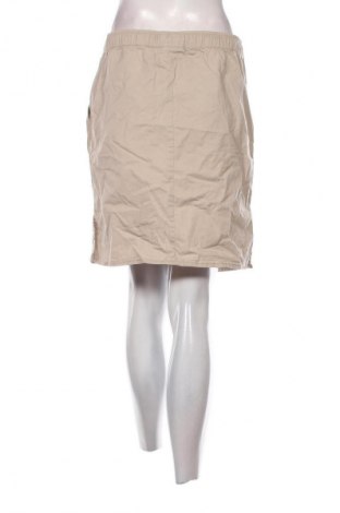 Пола Yessica, Размер M, Цвят Бежов, Цена 2,04 €