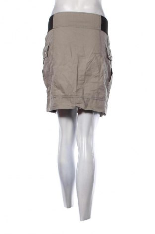 Пола Zara, Размер S, Цвят Зелен, Цена 2,04 €