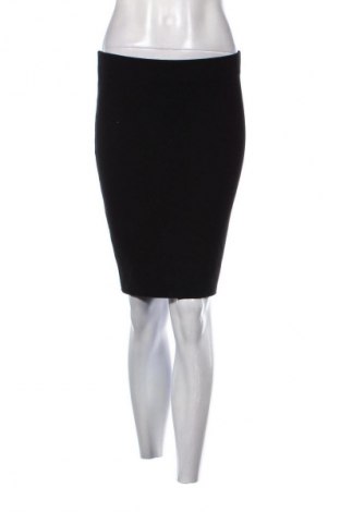 Пола Zara Trafaluc, Размер M, Цвят Черен, Цена 2,55 €