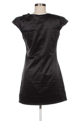 Kleid Ax Paris, Größe M, Farbe Schwarz, Preis 7,99 €