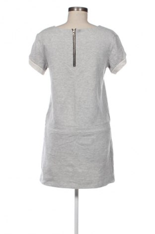 Kleid B.Young, Größe S, Farbe Grau, Preis 2,99 €