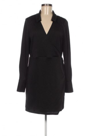 Рокля Bik Bok, Размер L, Цвят Черен, Цена 2,55 €