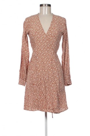 Šaty  Boii, Velikost S, Barva Vícebarevné, Cena  149,00 Kč