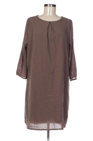 Rochie Dani, Mărime M, Culoare Maro, Preț 7,99 Lei