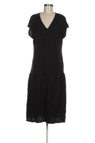 Ruha F&F, Méret M, Szín Fekete, Ár 3 219 Ft