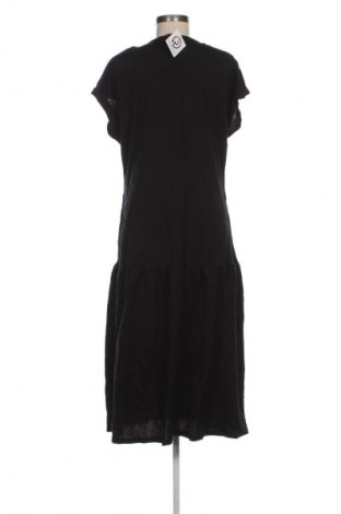 Ruha F&F, Méret M, Szín Fekete, Ár 3 219 Ft