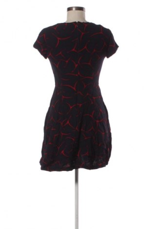 Φόρεμα French Connection, Μέγεθος S, Χρώμα Πολύχρωμο, Τιμή 3,99 €