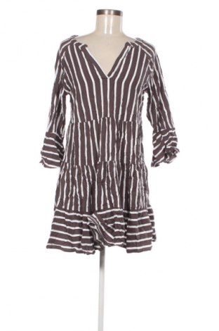 Sukienka Gina Benotti, Rozmiar S, Kolor Kolorowy, Cena 14,99 zł