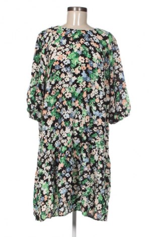 Šaty  H&M, Velikost L, Barva Vícebarevné, Cena  199,00 Kč