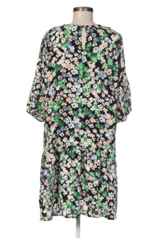 Šaty  H&M, Velikost L, Barva Vícebarevné, Cena  199,00 Kč