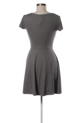 Šaty  H&M, Velikost S, Barva Šedá, Cena  49,00 Kč