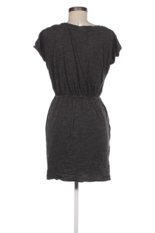 Šaty  H&M, Velikost M, Barva Šedá, Cena  89,00 Kč