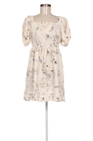 Šaty  H&M, Velikost S, Barva Krémová, Cena  379,00 Kč